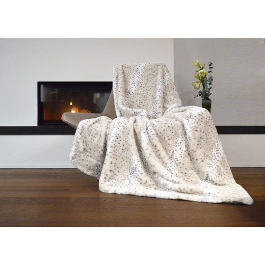 Daemyn Blanket
