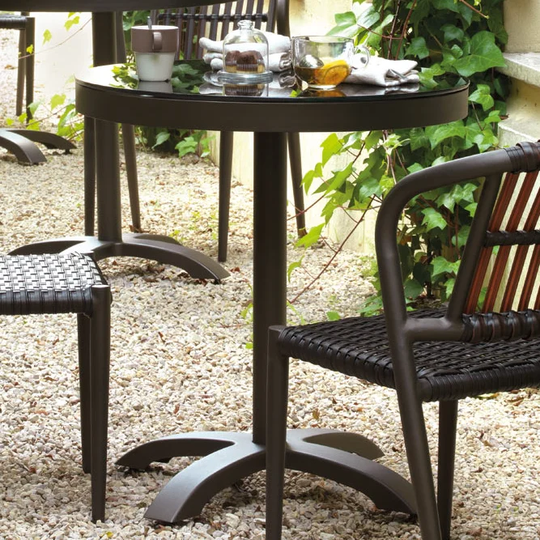 Alverta Dining Table