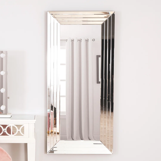Stanton Framed Wall Mounted Accent Mirror in Silver
