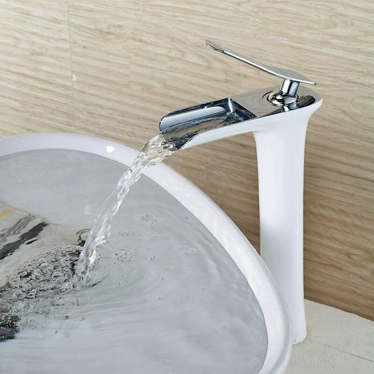 Cascade Faucet Single Body Handle 1 Washbasin Washbasin Washbasin Washbasin Bathroom Faucets White Painting Chrome Beak Basin Hot and Cold Faucet