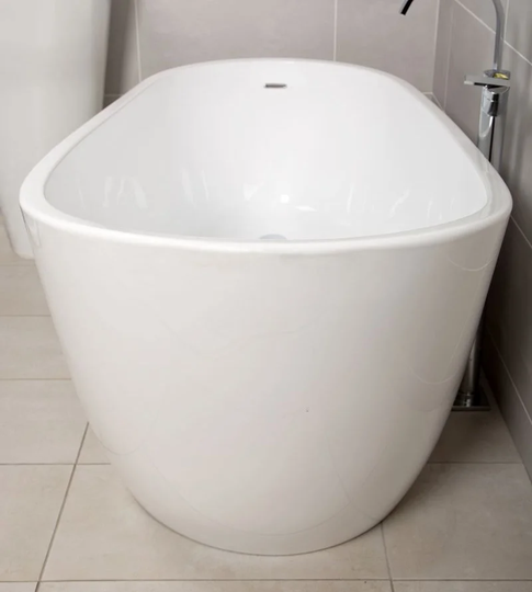 Bath 740 mm x 1500 mm Freestanding Slipper Bathtub