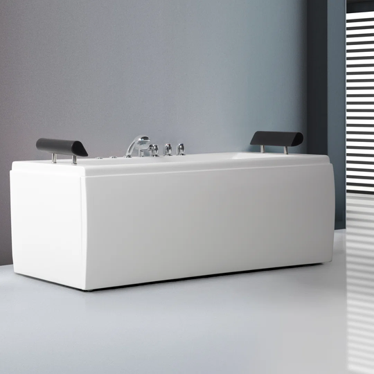 830 mm x 1720 mm Single Ended Whirlpool Bathtub with 14 jets