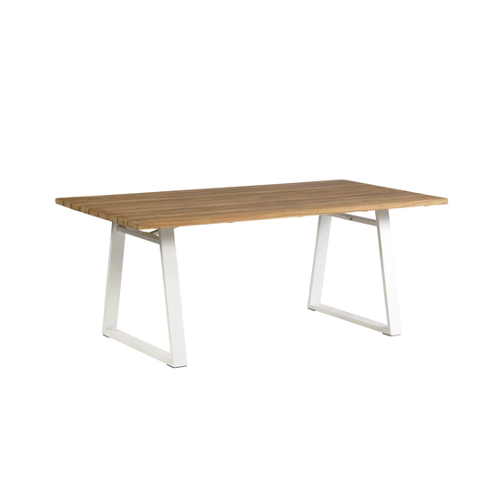 Immanuela Dining Table