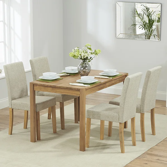 Vantassel Dining Set with 4 Chairs