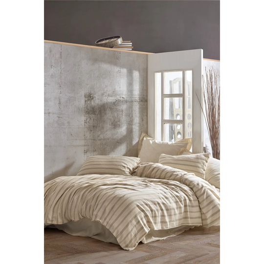 Casserly 200 x 220cm Duvet Set