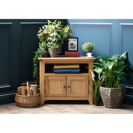 Kibler TV Stand for TVs up to 32"