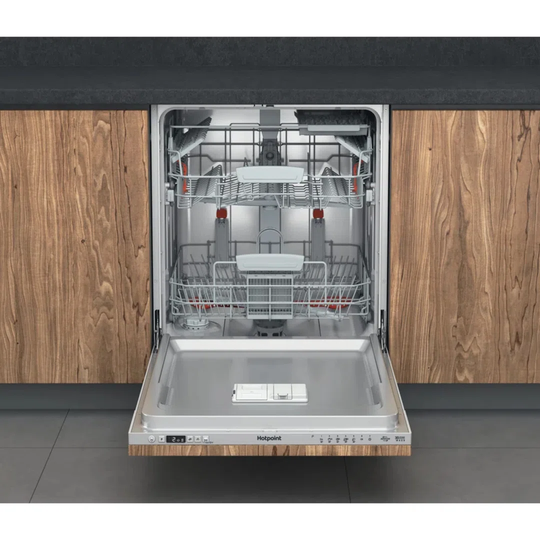 Hotpoint HIC3C33CWEUK Built-in Dishwasher