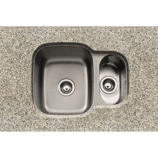 Form 55cm x 45cm 1 1/2 Undermount Kitchen Sink