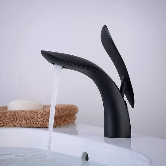 Single Handle Brass Bathroom / Sink Faucet, Black