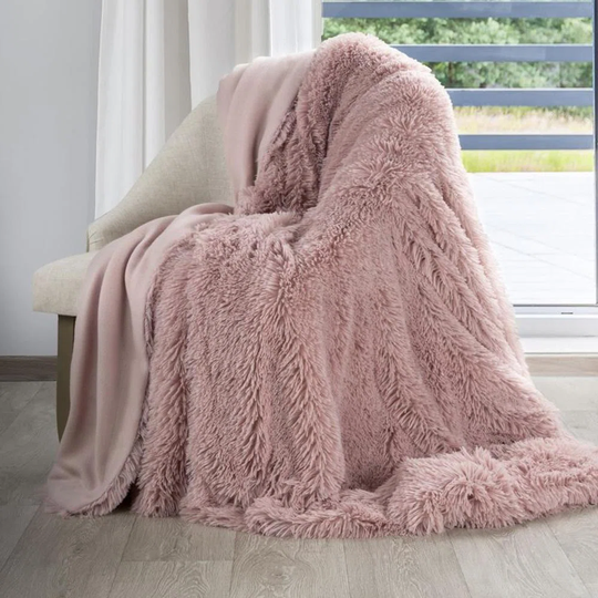 Millennium Legtie Beinters Bedspread