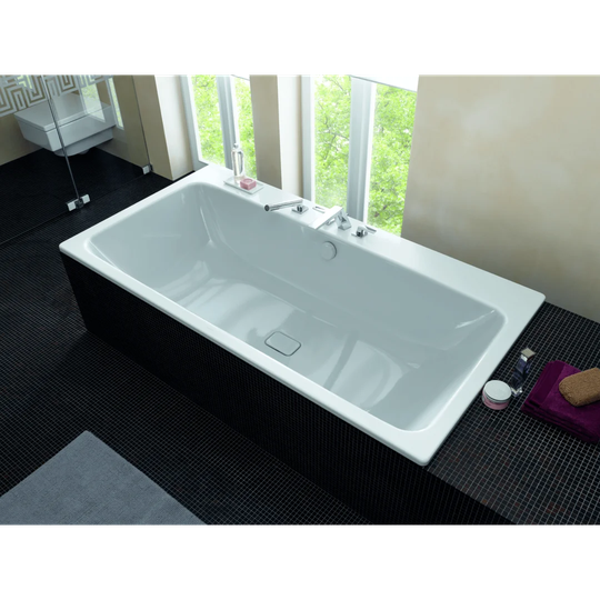 1700 mm x 800 mm Insert Back to Wall Bathtub