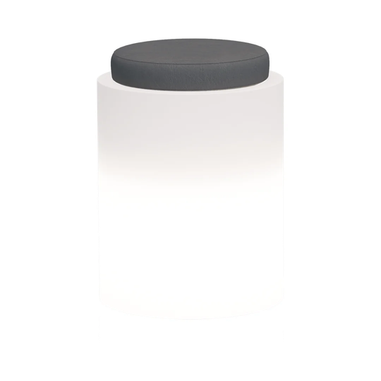 Cavender Plastic Plant Pot