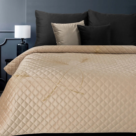 Geet Bedspread