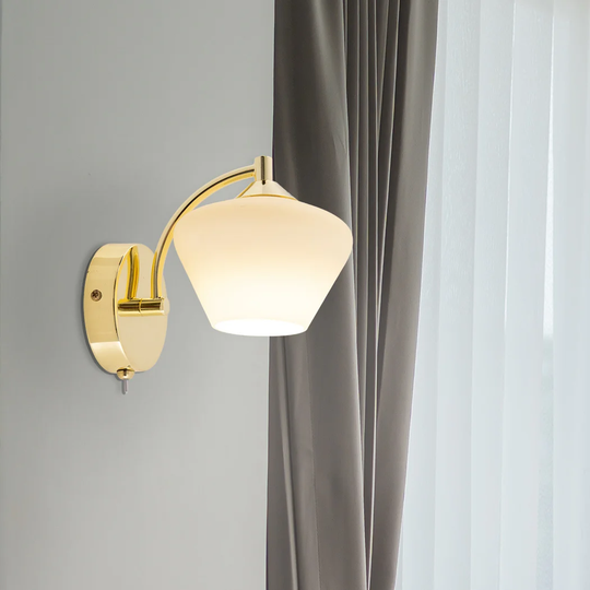 Derick 1-Light Sconce