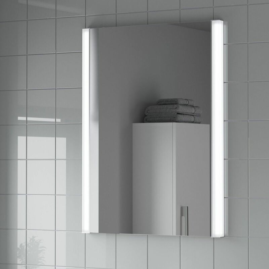 Bathroom led Illuminated Mirror Demister Mains Power Luxury IP44 Rated 600x800mm - Silver