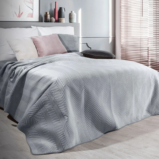 Gaphna Bedspread