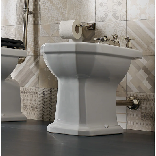 Bidet with External Internal Output Ceramic Wall Hung Basin with Tap