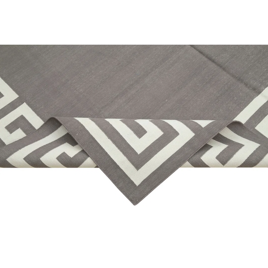 One-of-a-Kind Creggan Hand-Knotted 1960s 186cm x270cm Area Rug in Grey/White