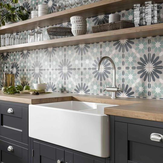 Giotto Grey Patterned Vitrified Ceramic Tile Sample - Grey - Amiata