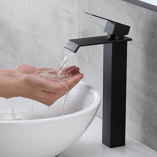 Morejieka - Black Waterfall Faucet with Tall Spout and Tall Single Hole Lavatory Faucet with Single Lever Copper Cooling and Hot Water Faucet for