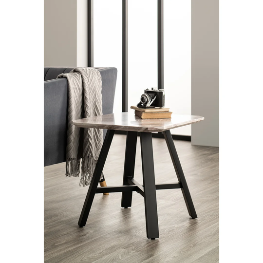 Nuna Side Table