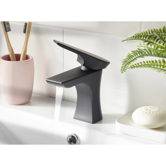 Hourglass Mono Basin Mixer with Waste