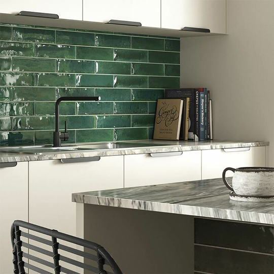 Amiata Aspire Dark Green Ceramic Tile Sample - Green