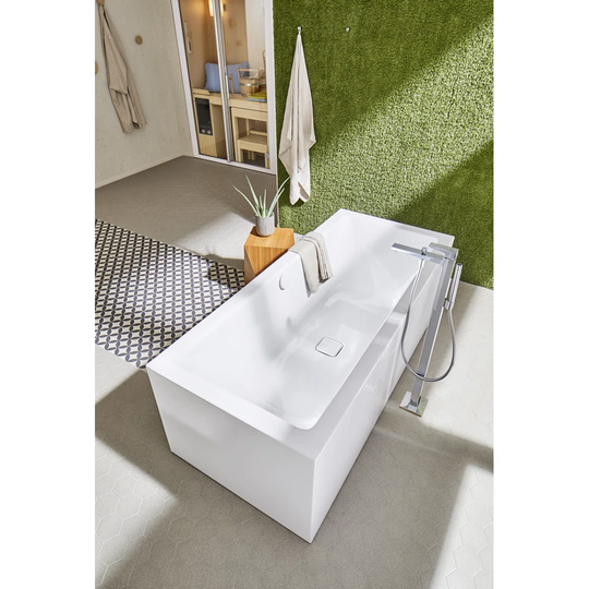 The Meisterpiece Conoduo bathtub