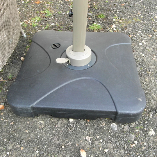 Jenifer Plastic Freestanding Parasol Base Umbrella Base