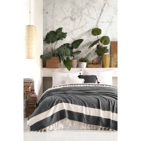 Cleaver Double Bedspread