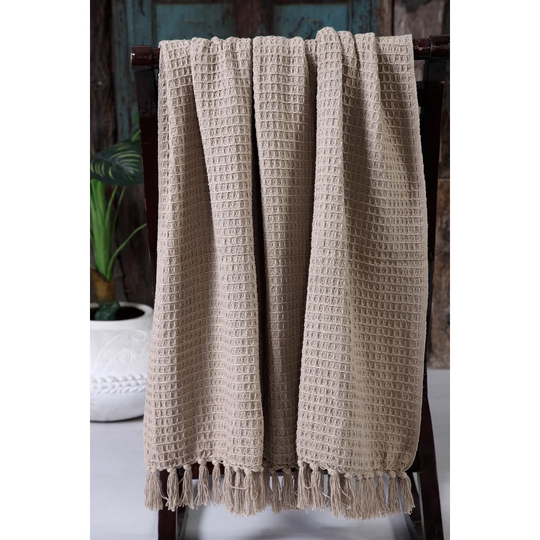 Kahoka Throw