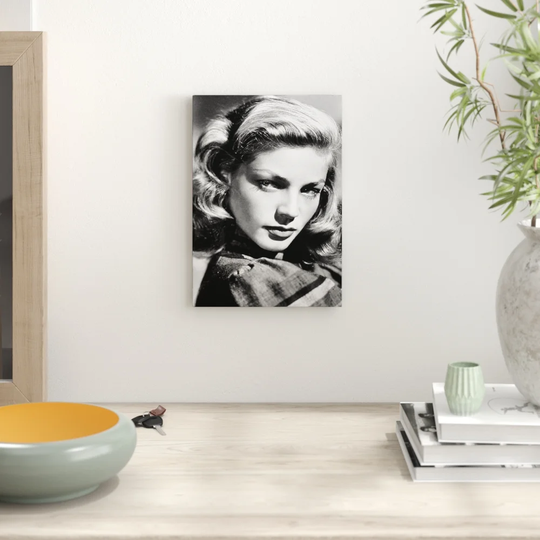 'Lauren Bacall' Graphic Art