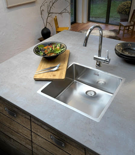 Reginox New York Stainless Steel Kitchen Sink - Single Bowl with Integral Waste - 3 Way Fit