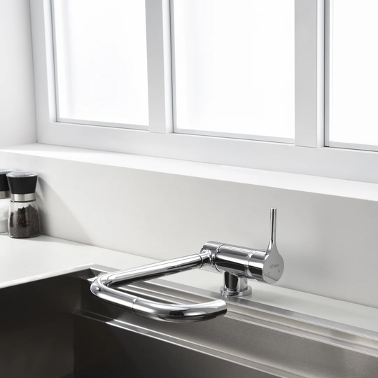 With Pull-out Single-lever Fitting