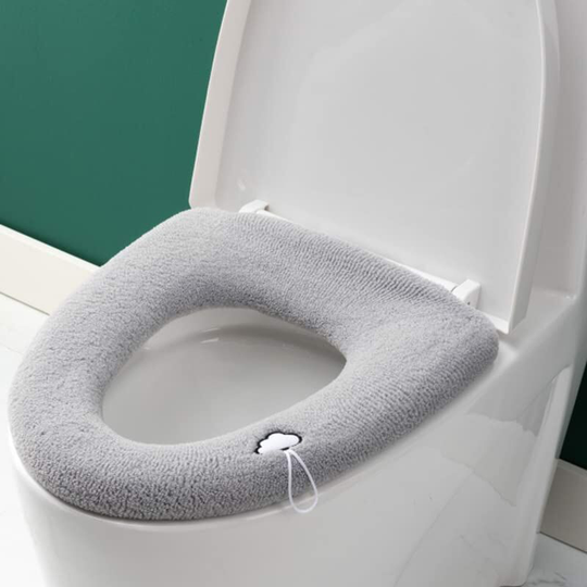 A set of 3 thick toilet seat covers with toilet handle - soft cushion, thick, retractable, washable - for all oval toilet seats (random color)