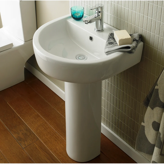 Vitreous China U-Shaped 520 mm Full Pedestal Basin