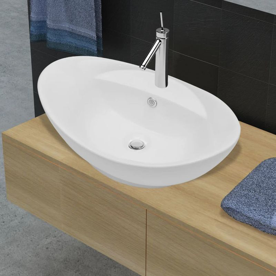 Luxury Ceramic Basin Oval with Overflow and Faucet Hole VD03669