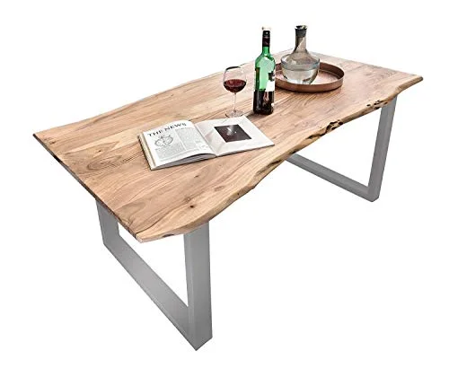 Quarto Dining Table