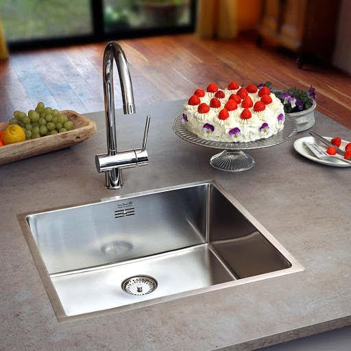 Reginox New York Stainless Steel Single Bowl Kitchen Sink with Integral Waste - 3 Way Fit