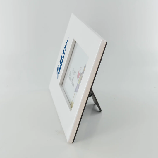 Kyomi Bevelled Ceramic Single Picture Frame in White/Blue
