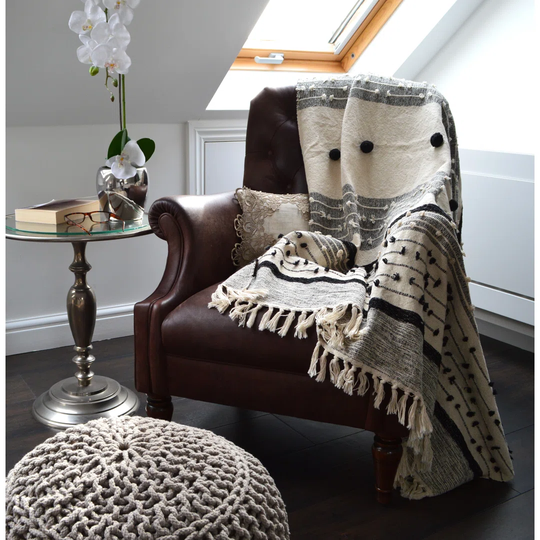 Nina Bobble Textured Throw