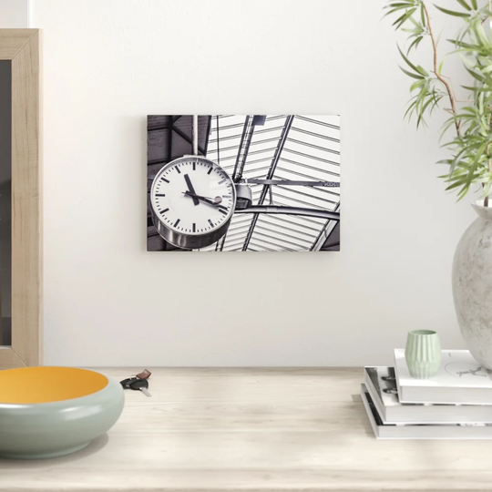 'Deadline Clock' Graphic Art