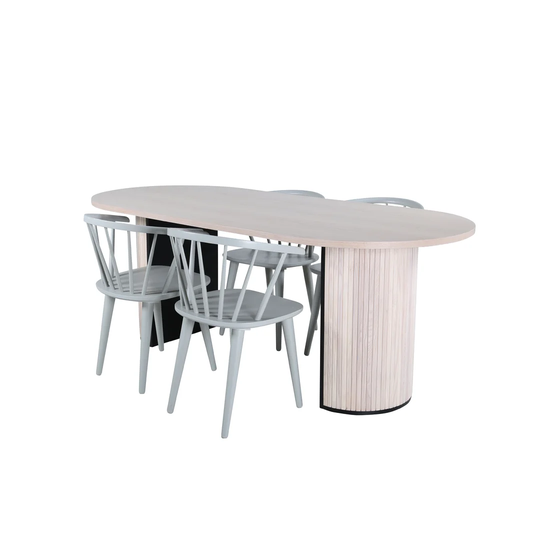 Clinger 4 - Person Dining Set