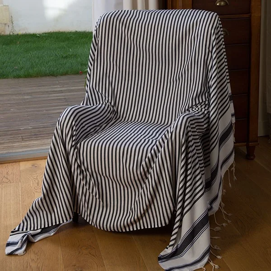 La Belle Armchair Blanket