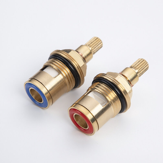 Bett 2pcs Ceramic Disc Head, Ceramic Cartridge 1/2 Turn Mixer Tap Gasket Ceramic Taps Explosion Proof Rust Proof Corrosion Proof for Bathroom Faucets