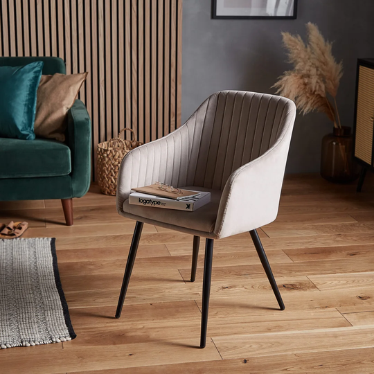 Pioche Armchair