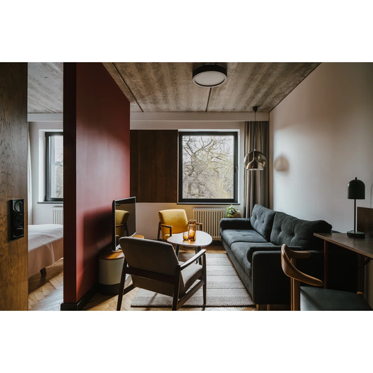 Reyes Armchair