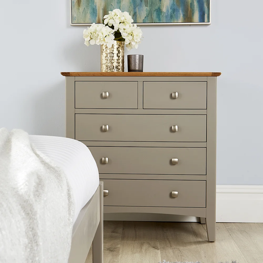 Senoia 5 Drawer Chest