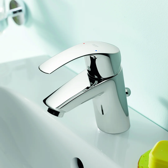 GROHE Eurosmart single-lever basin mixer - stylish German engineering 33265002