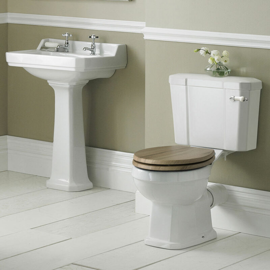 Richmond Traditional Bathroom Suite 595mm Wide - 2 Tap Hole - Nuie